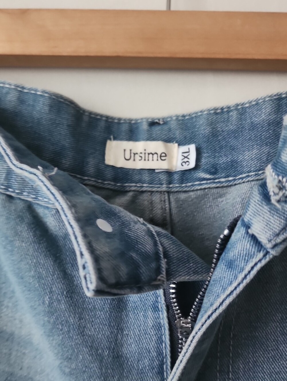 Women’s Blue Denim Wide-Leg Jeans with Lace Panels - Picture 7 of 13